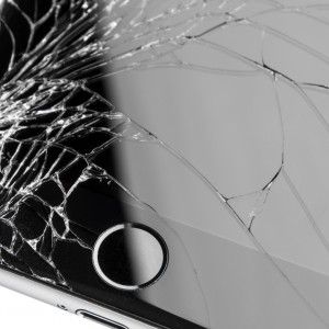 Замена разбитого стекла iPhone 7 Plus